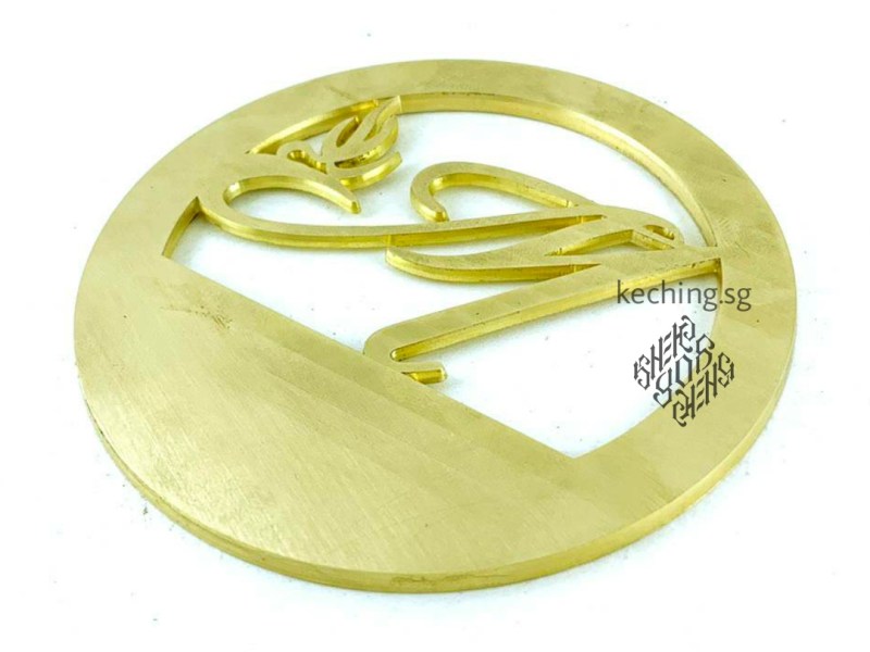 Bridging digital logo & physical fashion accessories: Mattie Nottage