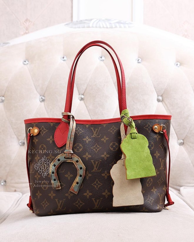 louis vuitton leather bag charm